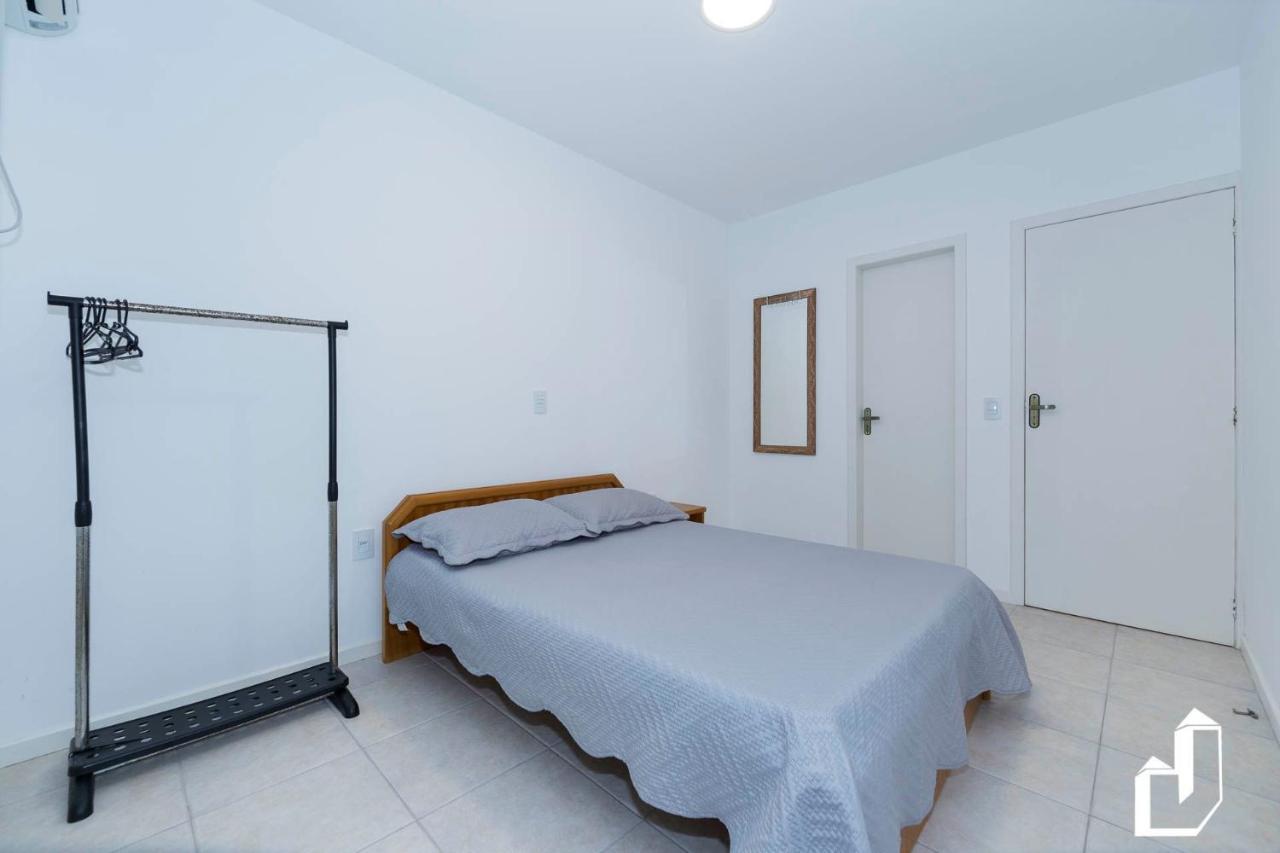 Apartamento Duplex Em 4 Ilhas 봄비나스 외부 사진