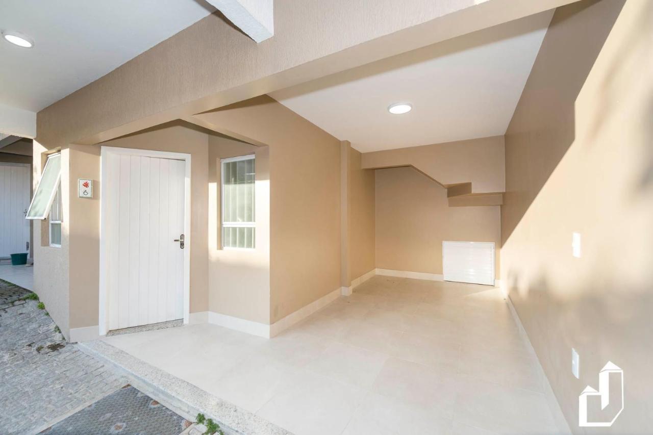 Apartamento Duplex Em 4 Ilhas 봄비나스 외부 사진